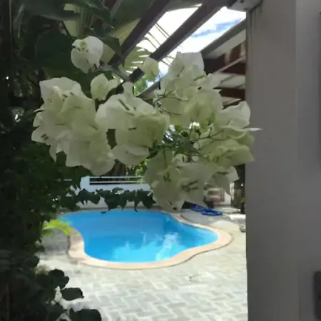 Pereybere Villa Valari With Pool Near Beach